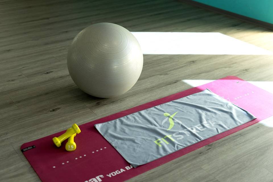 FitStrefa: ręcznik z mikrofibry w klubie fitness